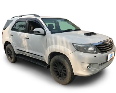 Toyota Fortuner-img